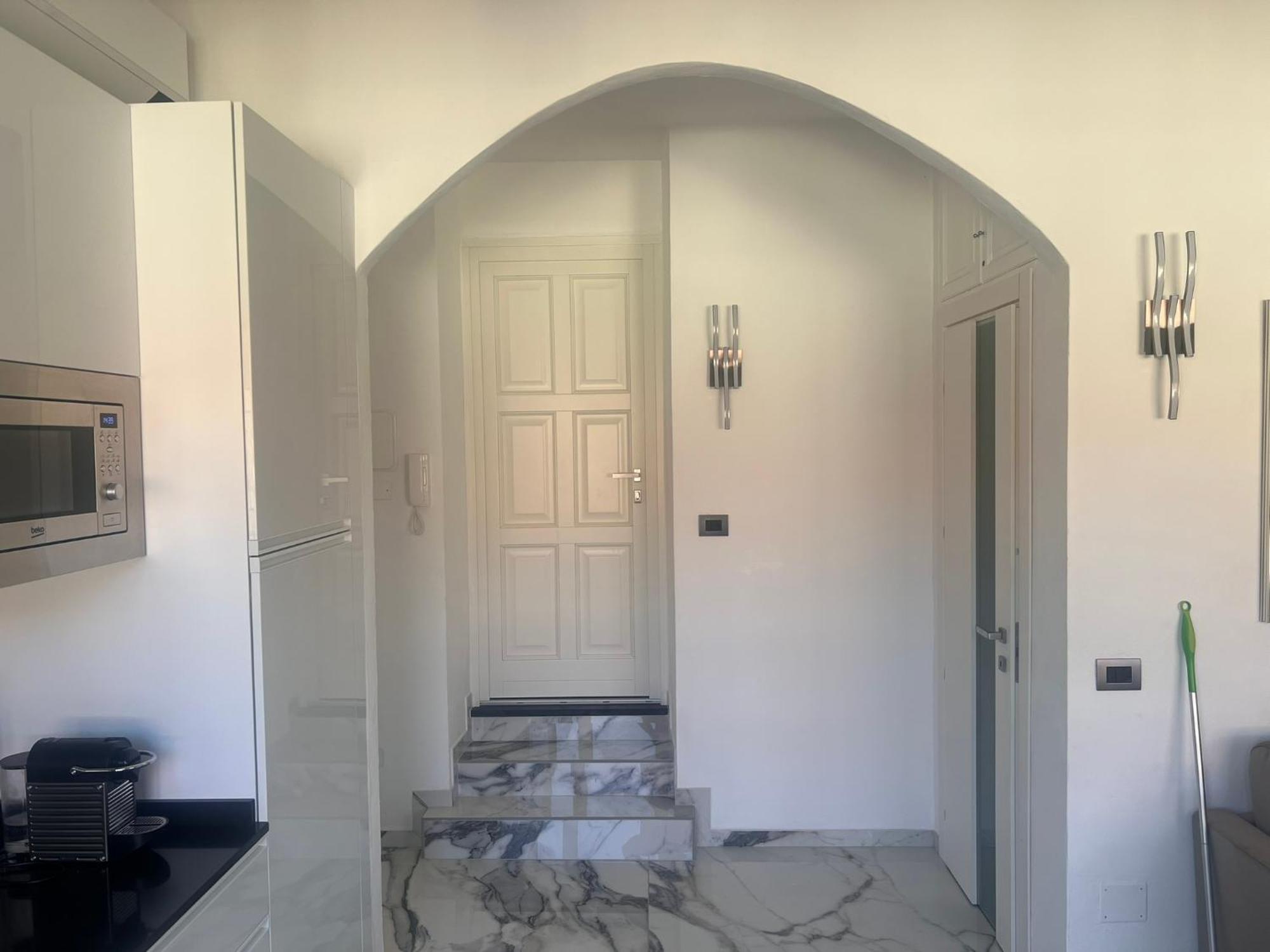 Casa Vacanza " La Rosa " Imperia Liguria Exterior foto